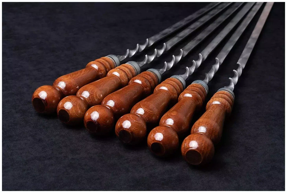 Подарочный набор шампуров в чехле, цвет черный