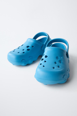 ZARA ПРОРЕЗИНЕННЫЕ САБО, СИНИЙ