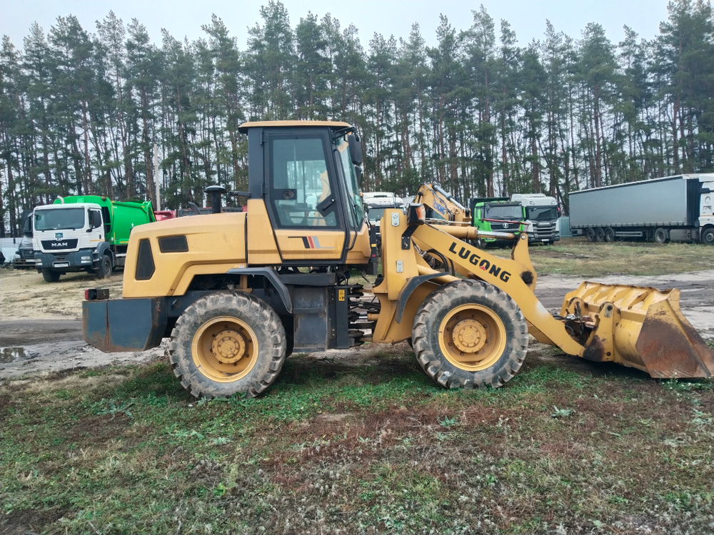 LUGONG TITAN ZL30 Фронтальный погрузчик ZL30G (4,5 л. 99,3 лс)