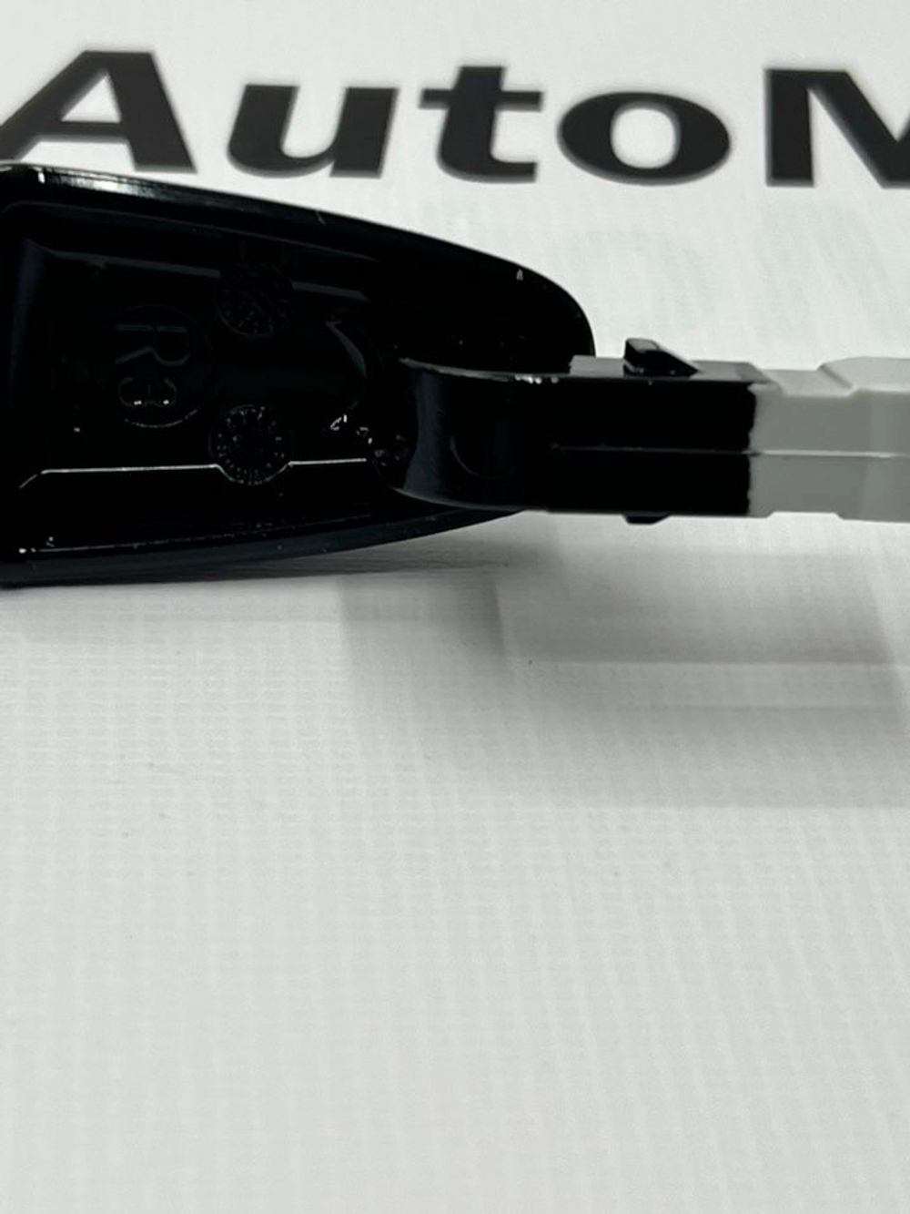 Ручка двери внешняя правая Mitsubishi Outlander. 5716A014XG. Оригинал