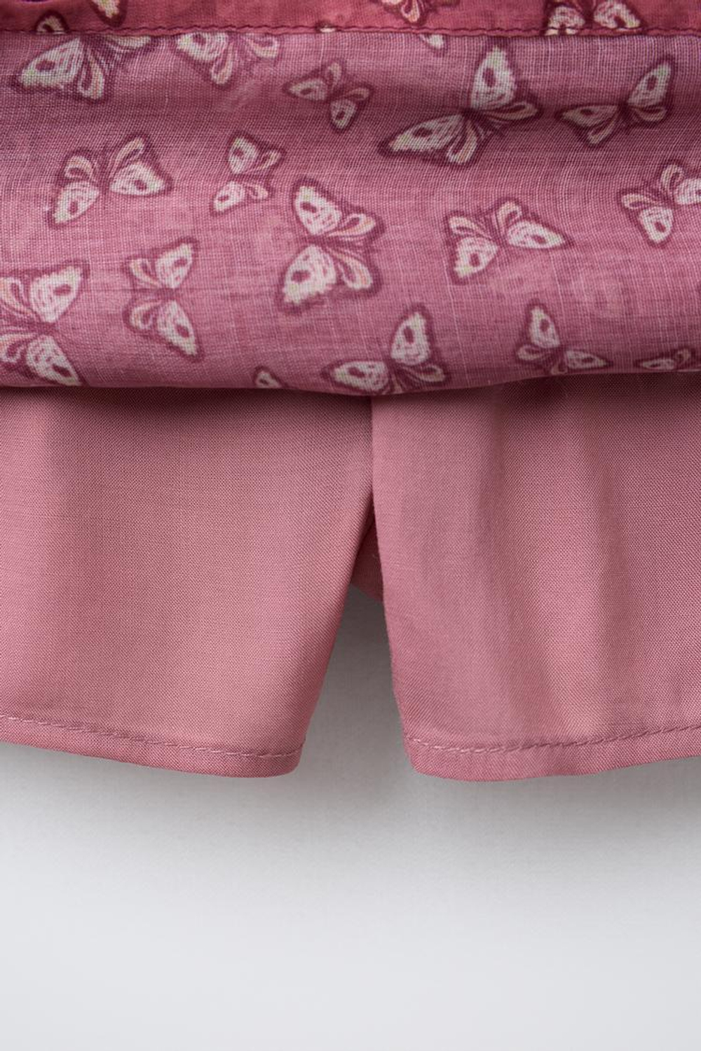 ZARA ЮБКА-ШОРТЫ С ПРИНТОМ «БАБОЧКИ», МАЛИНОВЫЙ