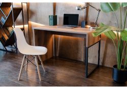 Пластиковый стул Eames PC-015 белый