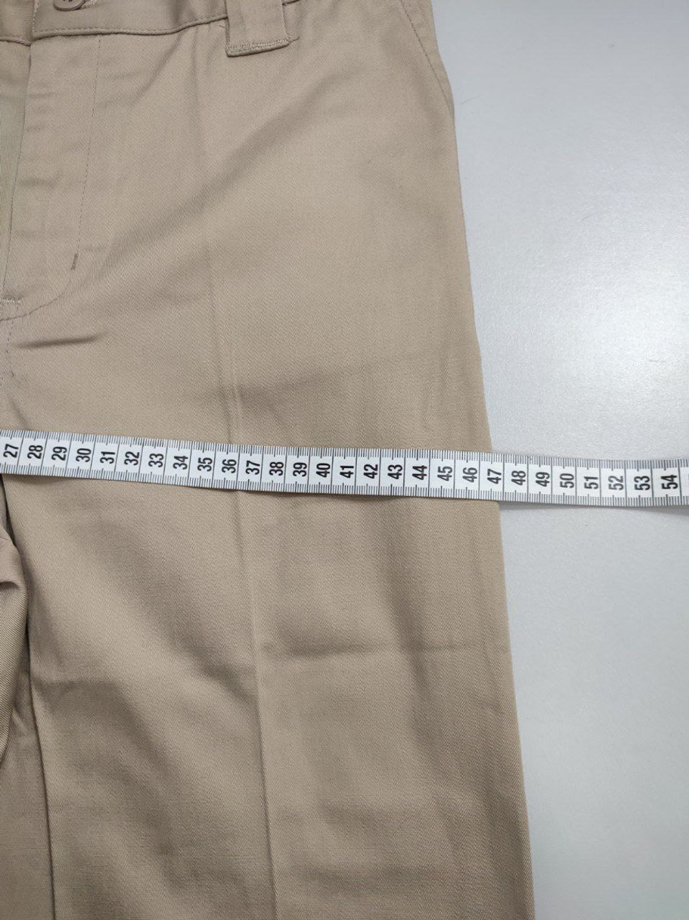 Брюки Classroom светлые на 18 лет, новые