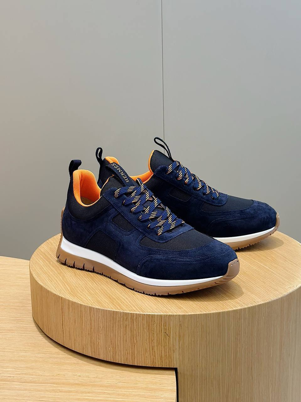 Кроссовки Hermes