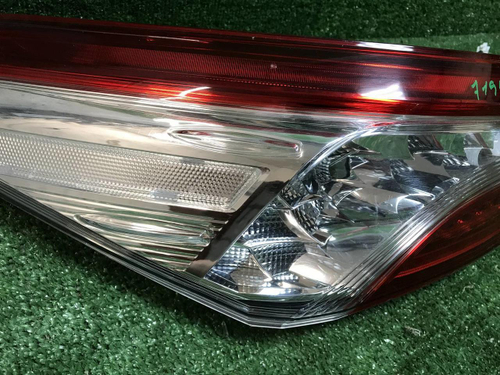 Фонарь Комплект Toyota Camry XV70 (2017-н.в.) LED