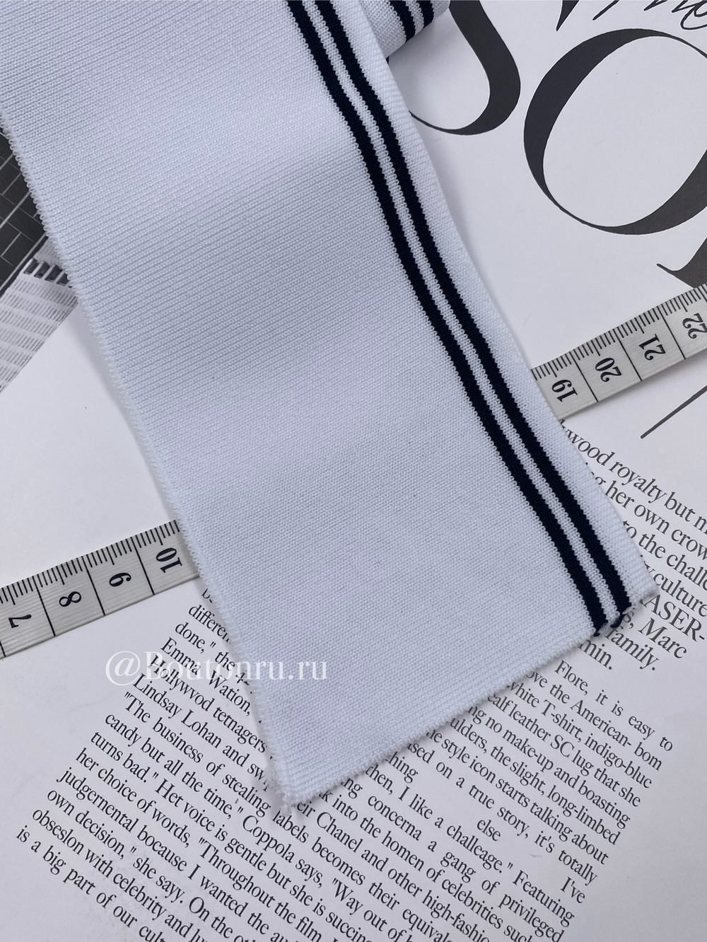 Воротник трикотажный белый с тонкими черными полосками 0,4 м, ширина 8 см