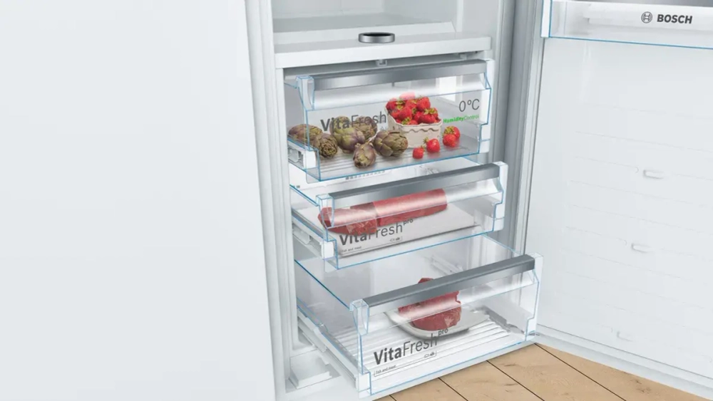 Встраиваемый однокамерный холодильник Bosch KIF81PFE0