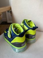 Новые кроссовки Geox, 24