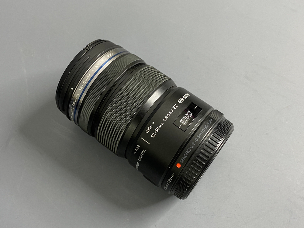 Olympus ED 12-50mm 3.5-6.3 EZ MFT
