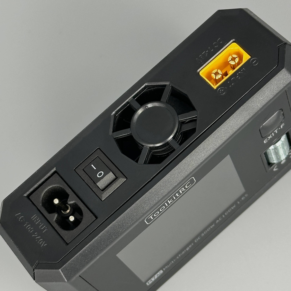 Зарядное устройство ToolkitRC M7AC