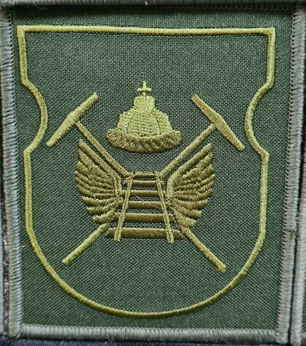 Шеврон вышитый батальона ЖДВ полевой (два молота, шапка мономаха) на липучке