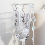 Серьги из акрила на петле.