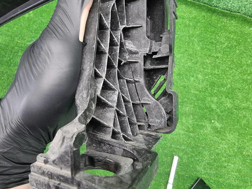 Воздуховод радиатора BMW M5 F90 (2020-2024)