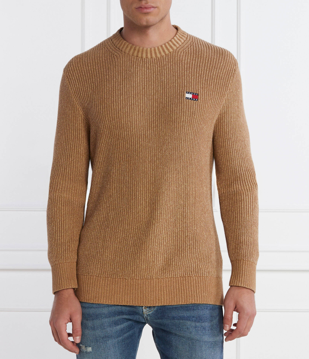 Свитер TONAL XS BADGE Tommy Jeans - коричневый(DM0DM17776)
