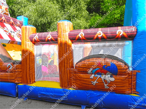 Коммерческий надувной батут "Полоса препятствий пиратская"