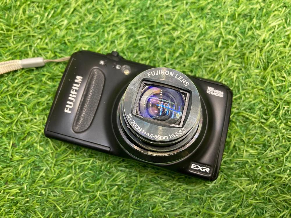 FujiFilm FinePix F660EXR