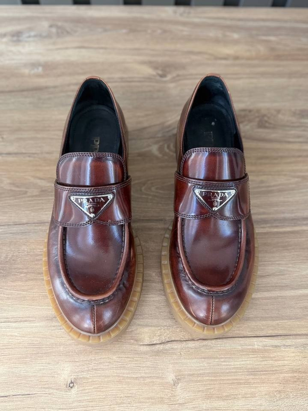 Лоферы Prada