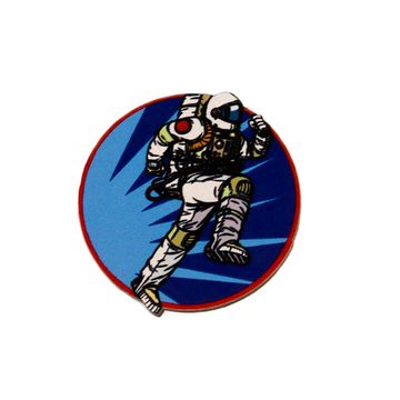 Деревянный значок. Space Man