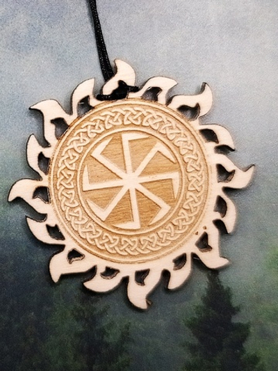 Кулон Коловрат