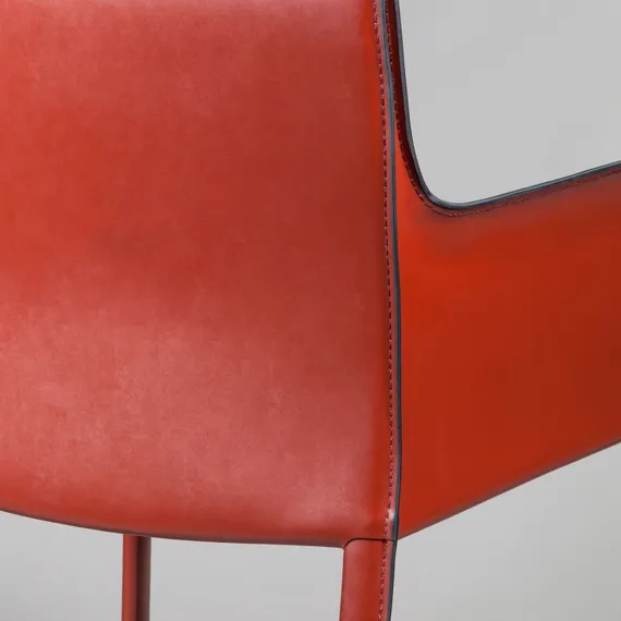 Стул с подлокотниками Barrie красная кожа