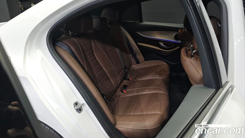 Mercedes-Benz E-Class W213 E250 Avangarde (12.2020)