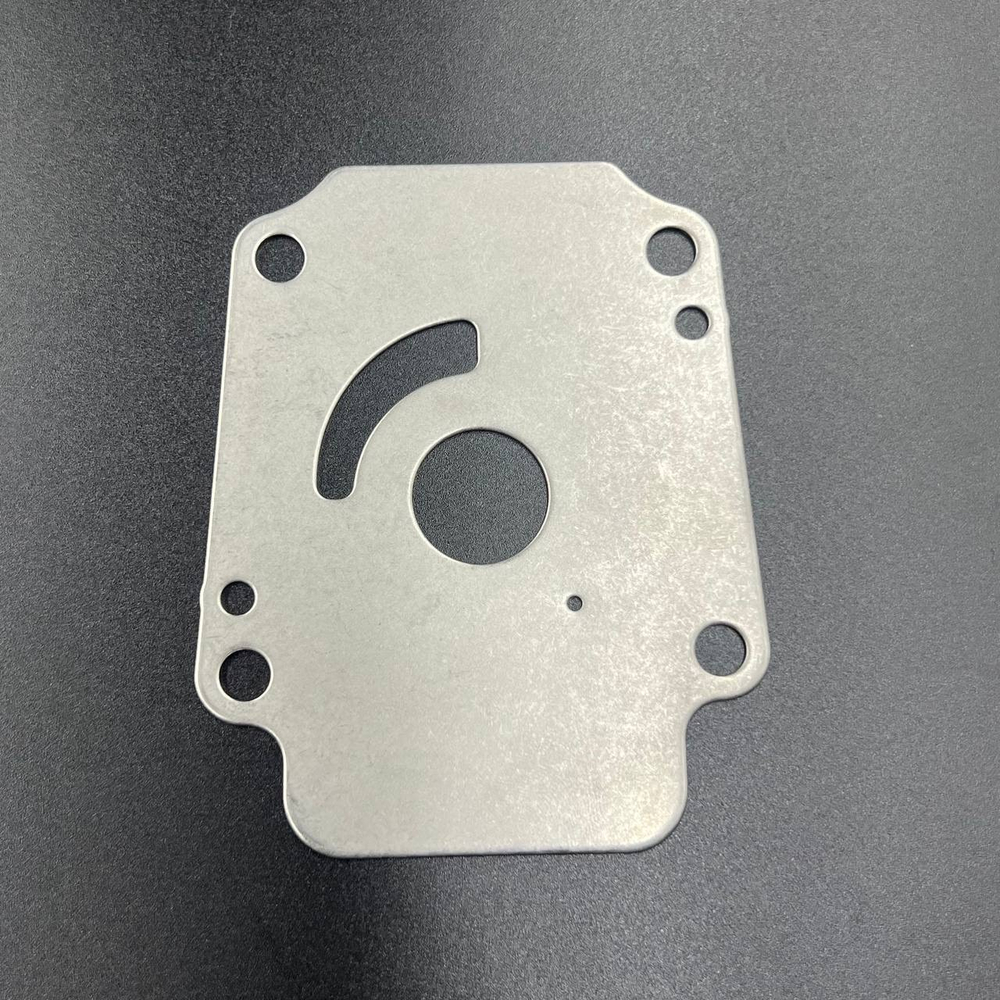 Пластина помпы охлаждения Suzuki DF25-30(A) (17471-94L20) (Premarine)