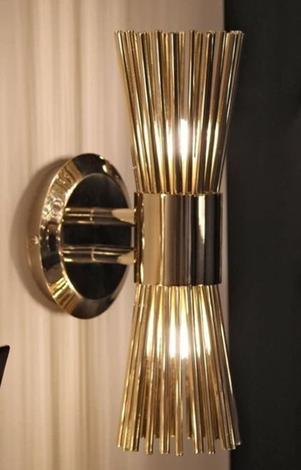 бра Halo Wall Lamp