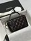 Косметичка Chanel с двойным C-логотипом