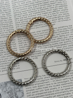 Карабин-кольцо крученое золотистый