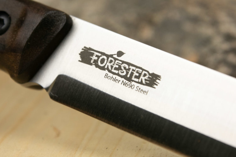 Нож Kizlyar Supreme Forester N690 (Satin, Walnut Handle, Leather Sheath)