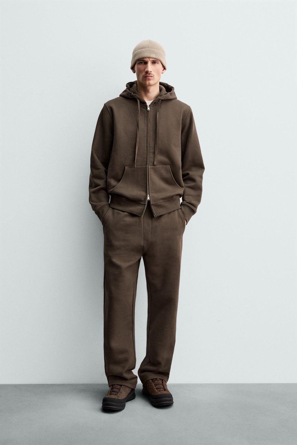 ZARA ТОЛСТОВКА НА МОЛНИИ С КАПЮШОНОМ HEAVYWEIGHT ORIGINS, ШОКОЛАДНЫЙ
