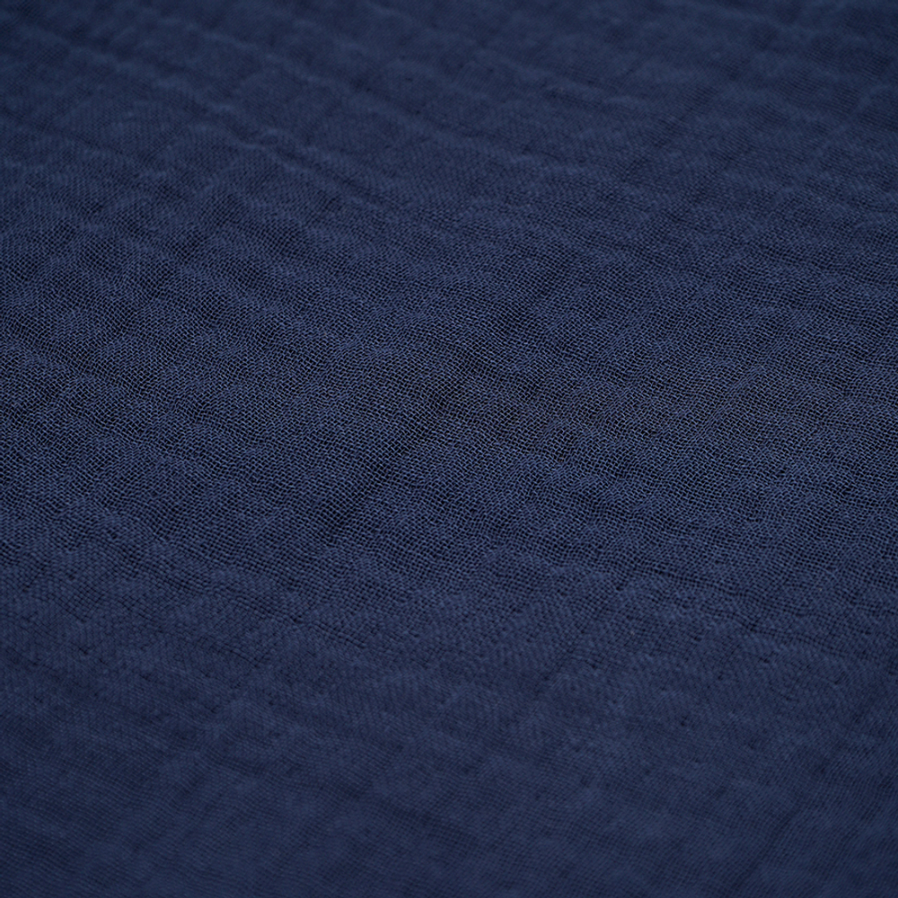 Халат из многослойного муслина темно-синего цвета из коллекции essential, размер m