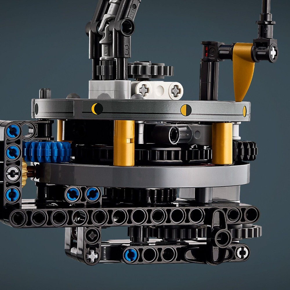 LEGO Technic — Планета Земля и Луна на орбите (42179) / артикул   42179  / GTIN 5702017584133