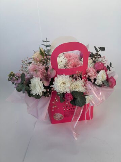 Цветы в сумочке