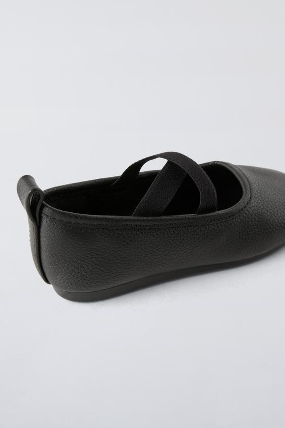 ZARA КОЖАНЫЕ БАЛЕТКИ, ЧЕРНЫЙ