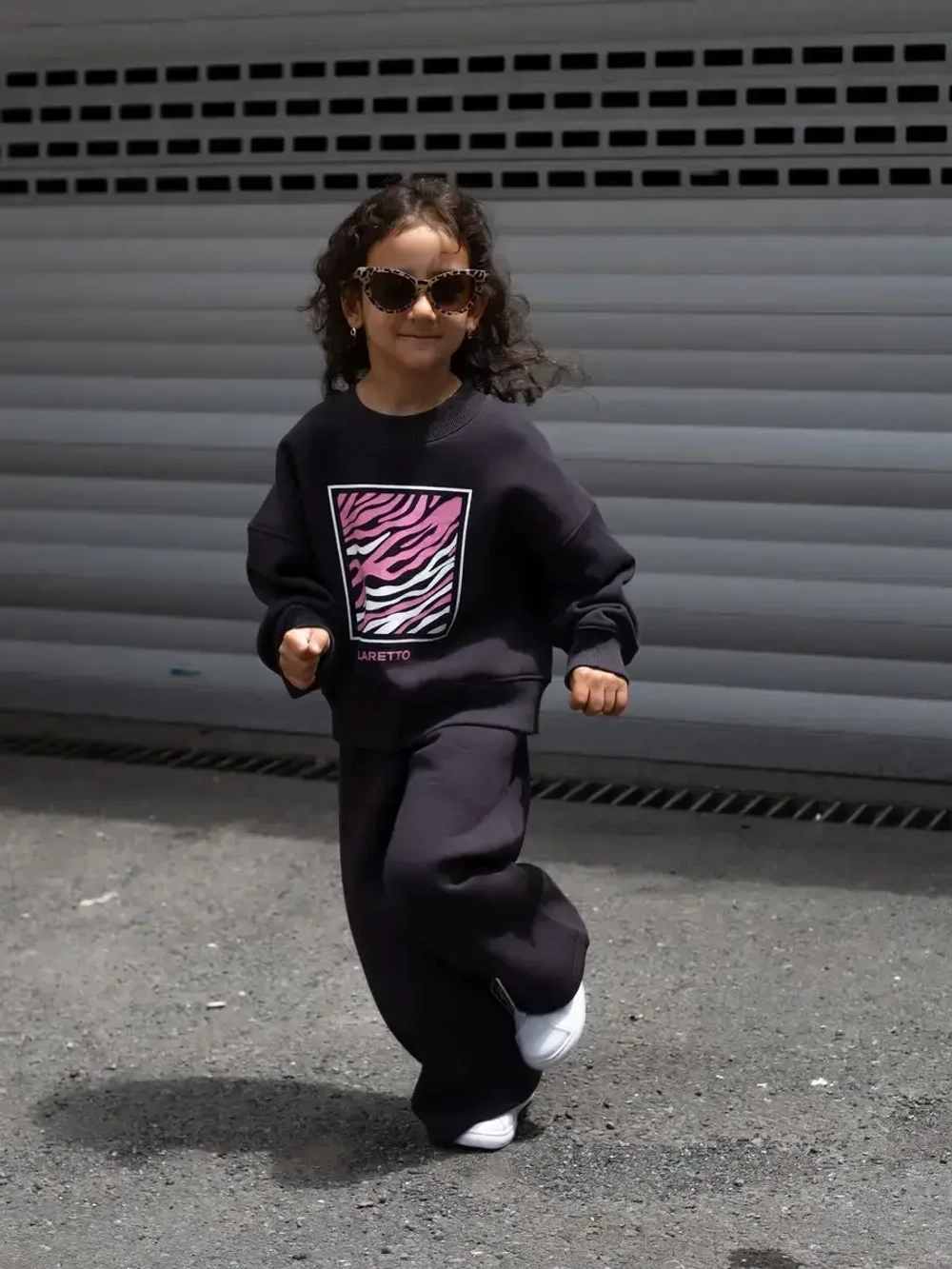 Спортивный костюм для девочек на осень