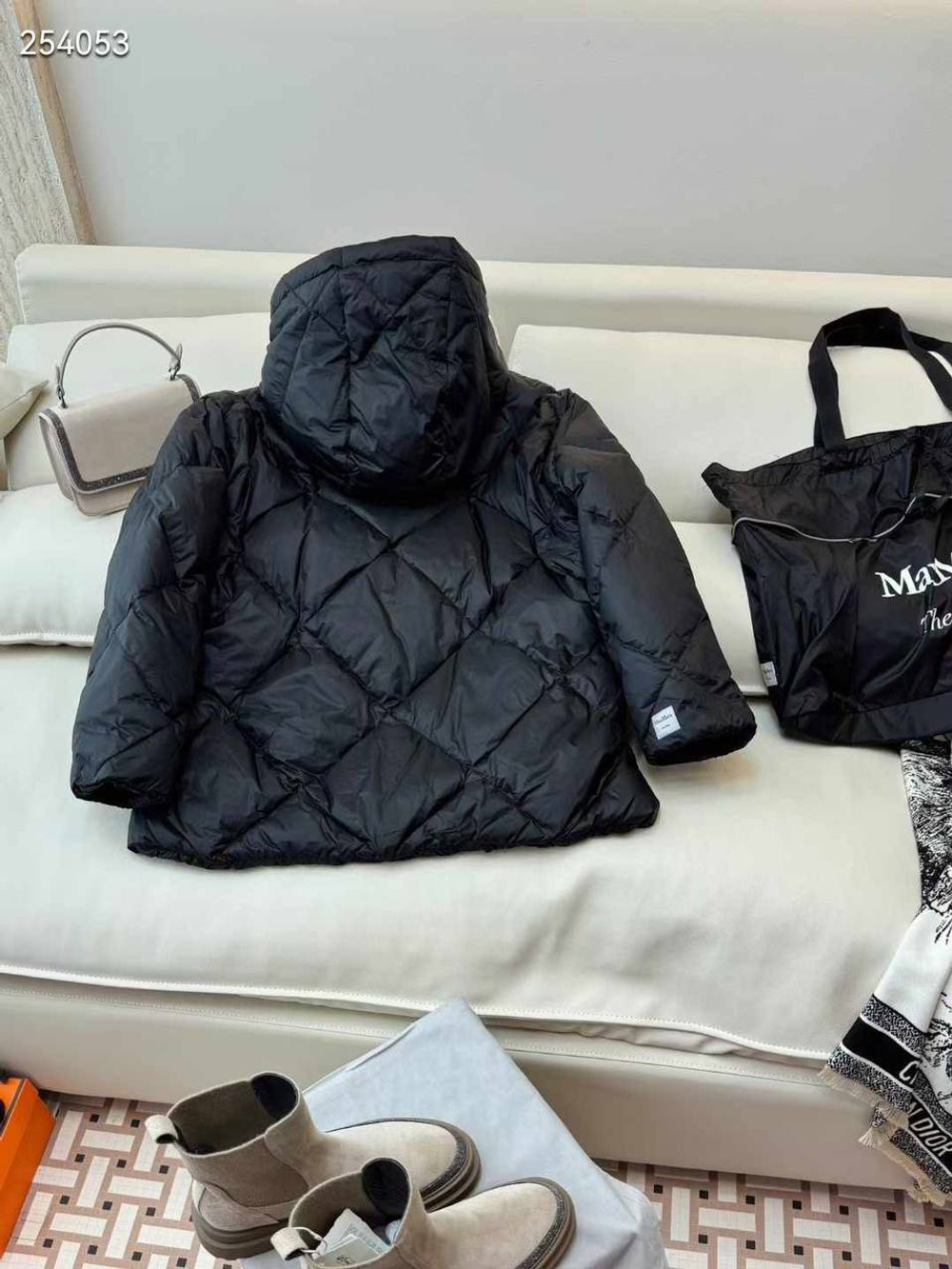 Пуховик MaxMara