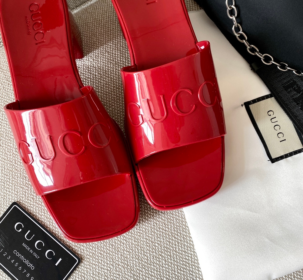 Gucci Rubber Slide Sandal