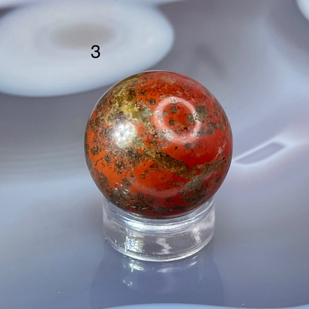 55101  Яшма красная Шар 20мм