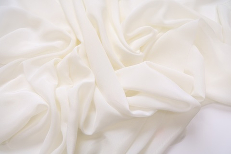 Креп плательный молочный