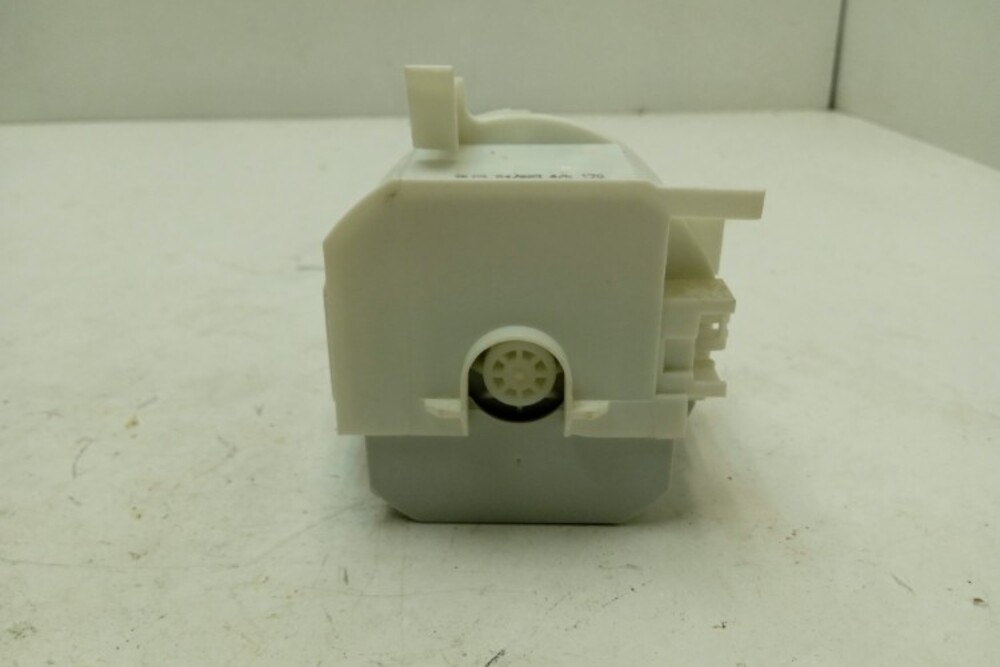 SRV53M00RU/06 ктп18 Сливной насос для посудомоечной машины Bosch SRV53M00RU/06 б/у