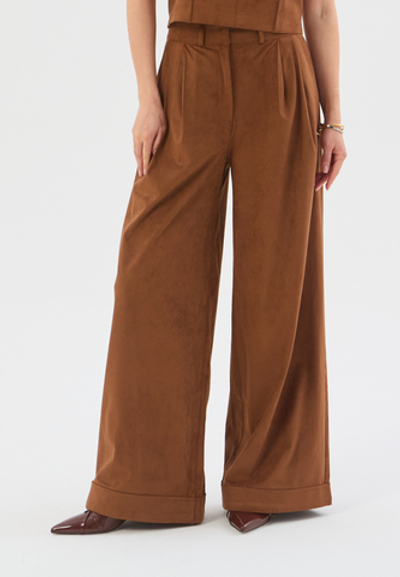 Брюки широкие из замши