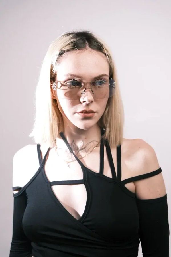 Очки солнцезащитные Funtome Gothic серебряные - фото 2