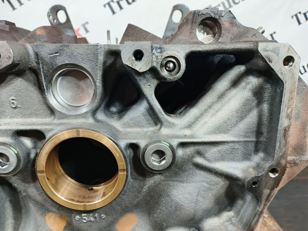 Блок цилиндров двигателя OM501 LA