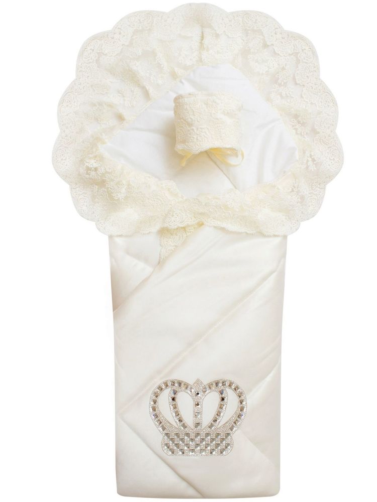 Зимний конверт-одеяло на выписку &quot;Империя&quot; молочный с молочным кружевом и большой короной на липучке без пледа