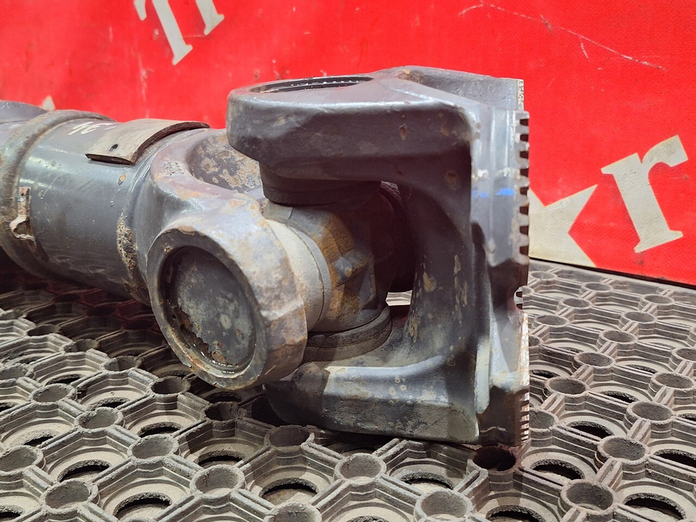 Вал карданный 1850 мм