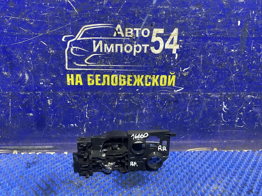 Ручка двери задней правой салонная Honda VEZEL 2013-2018