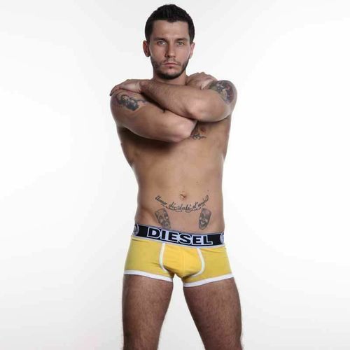 Мужские трусы боксеры желтые Diesel Only the Brave Yellow Boxer