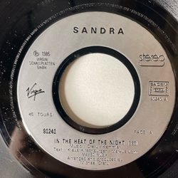 Винтажная виниловая пластинка 7 дюймов (маленькая пластинка) Sandra In The Heat Of The Night (Франция 1985)