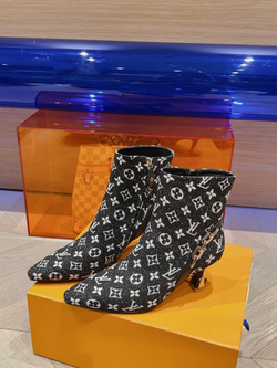 Louis Vuitton Boots